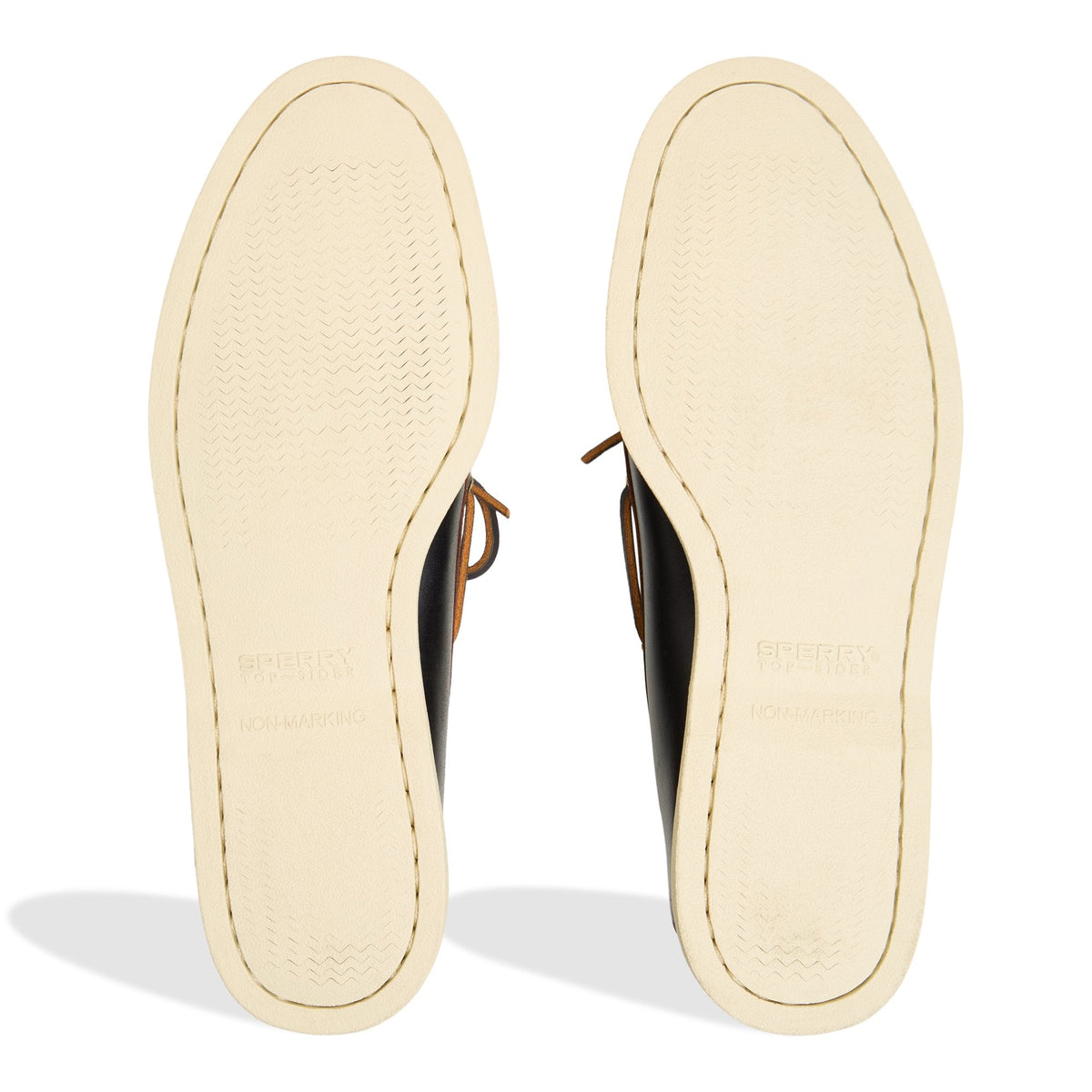 Sperry Signature - Gold Authentic Original™ 2-Eye Lite Boat Shoe Black Combo Men's Leather