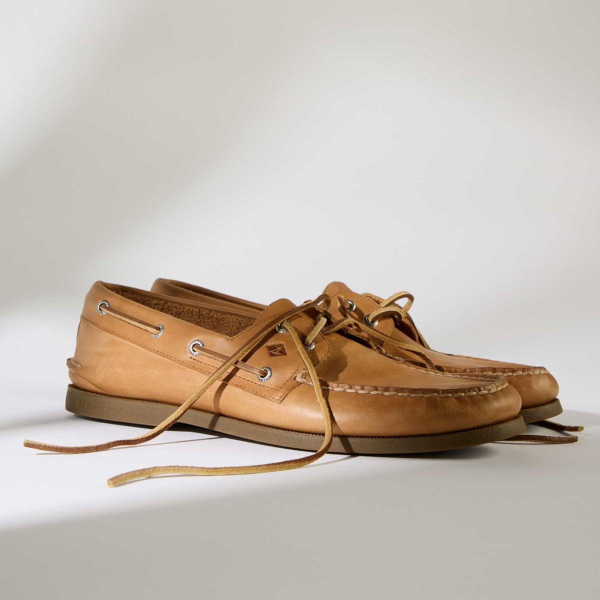 Sperry Customer Favorite - Authentic Original™ Boat Shoe Royal Brown