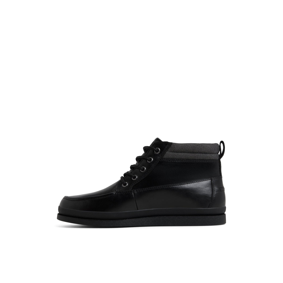 Sperry Special Offer - Tour Moc Mid Top Sneaker Black